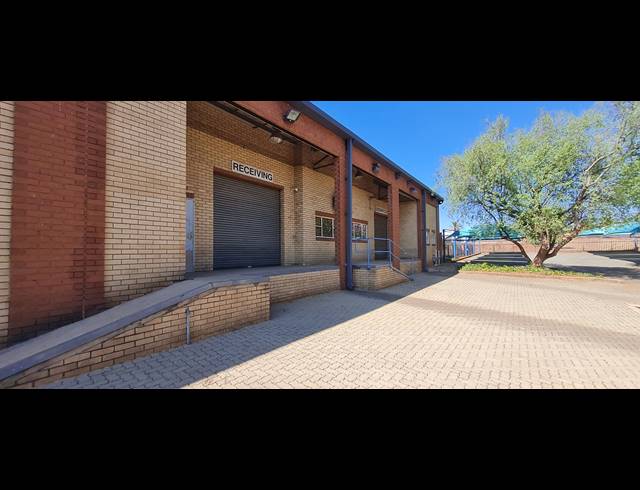 800M² WAREHOUSE TO LET IN BENONI CENTRAL